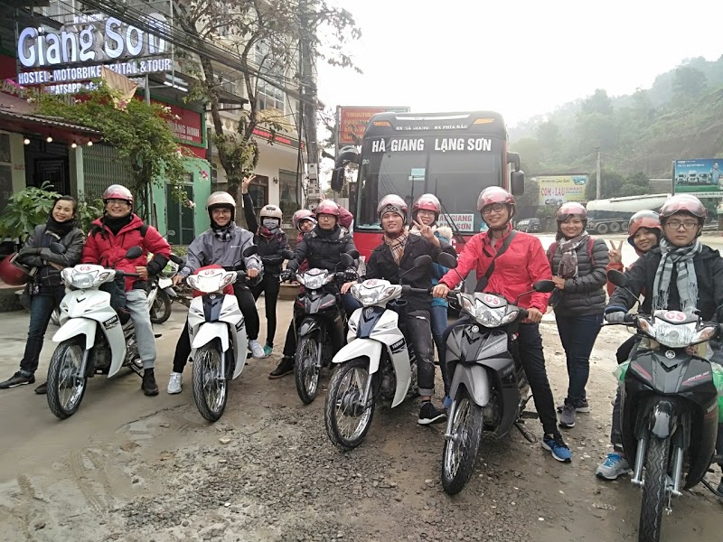 Giang Son Hostel And Motorbike For Rent